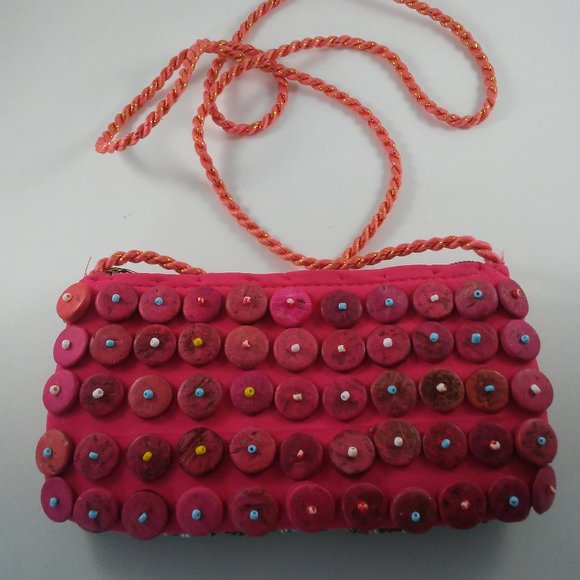 Shell Embellished Crossbody Purse - Picture 2 of 4
